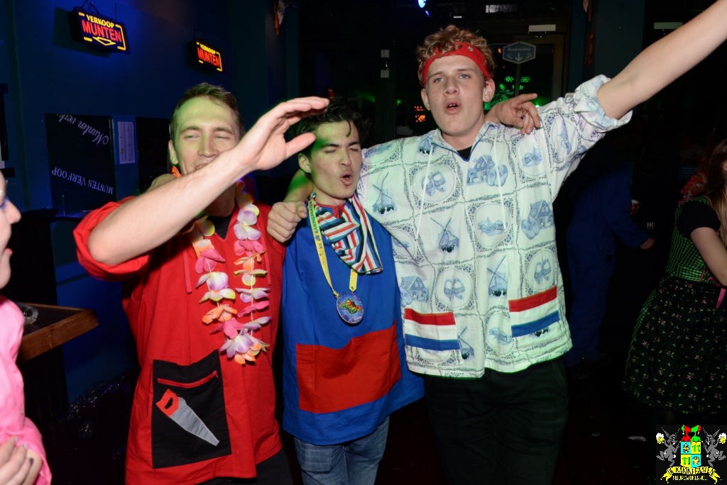 ../Images/Carnavals maandagavond in VdG 442.jpg
